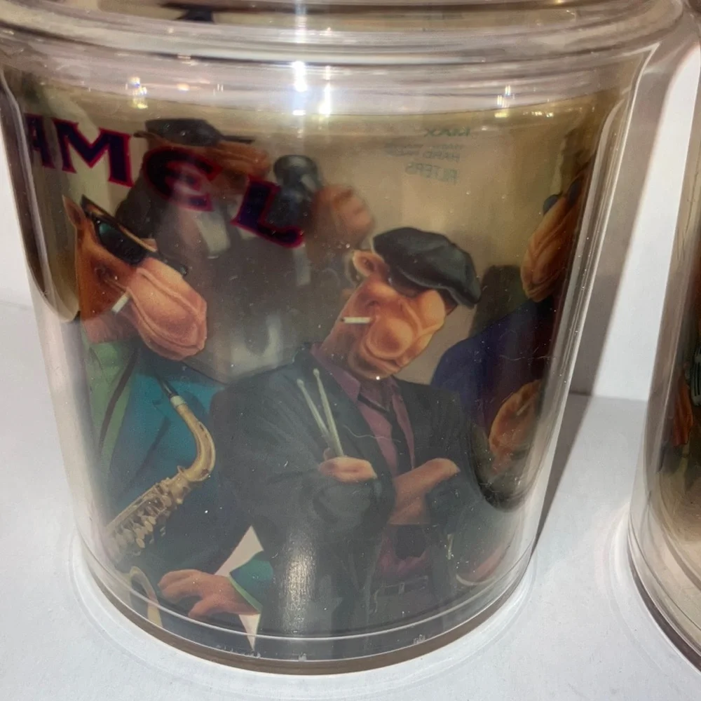 Vintage Camel Plastic  Drinkware Set of‎ 5
